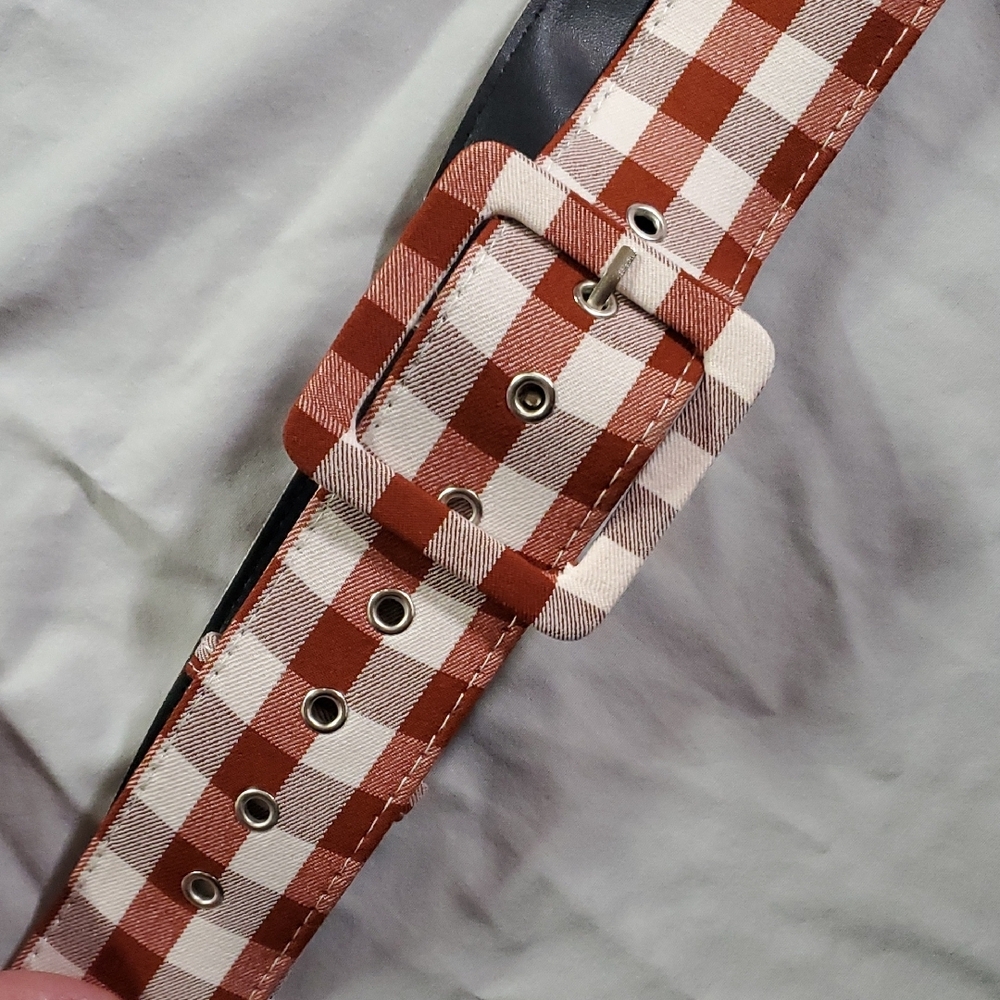 Unique Vintage XL/14 Brown And White Plaid Dress with Matching Belt! - Picture 11 of 11